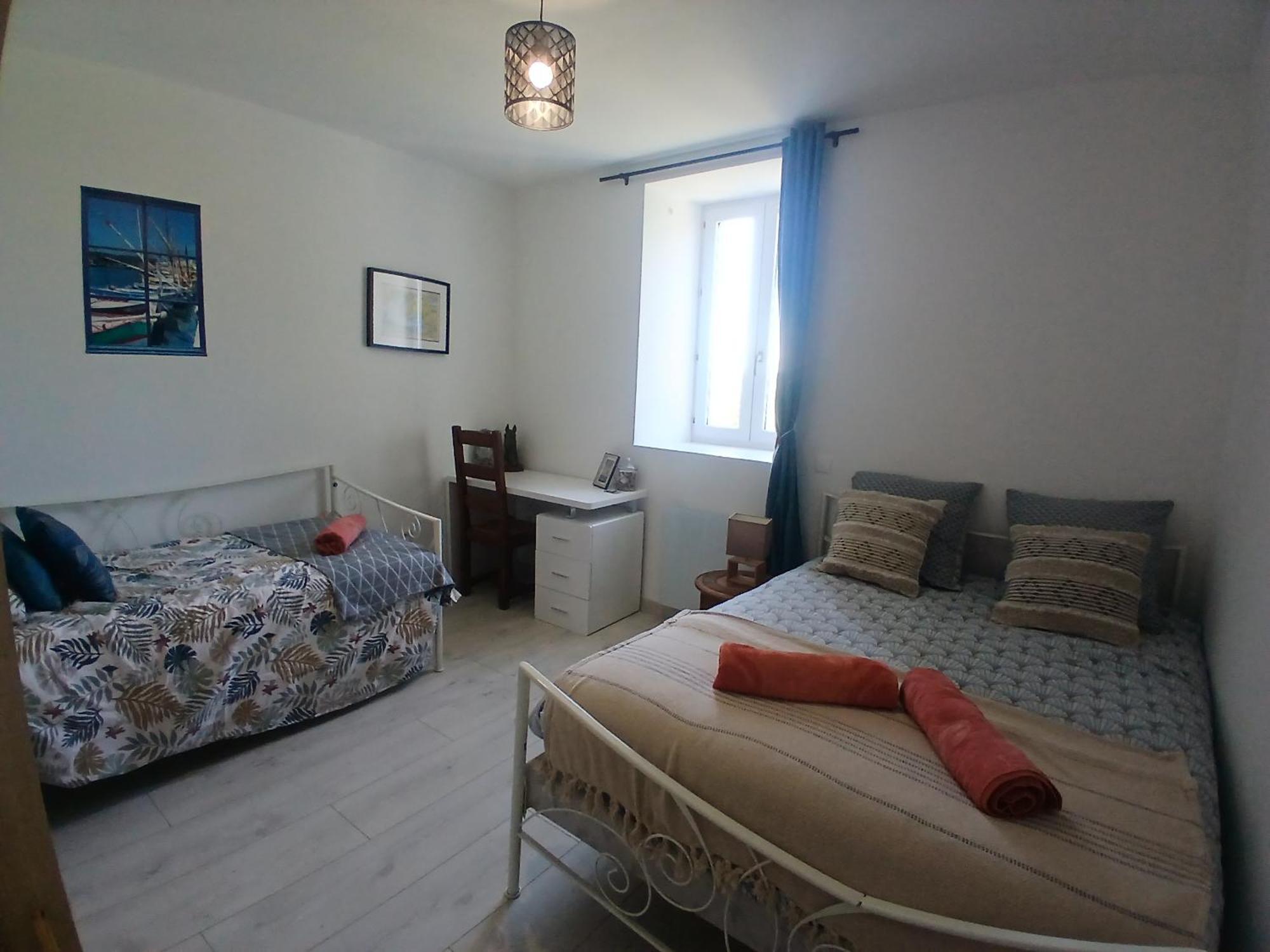 Manoir De Kerozet - - 3 Chiens Homestay