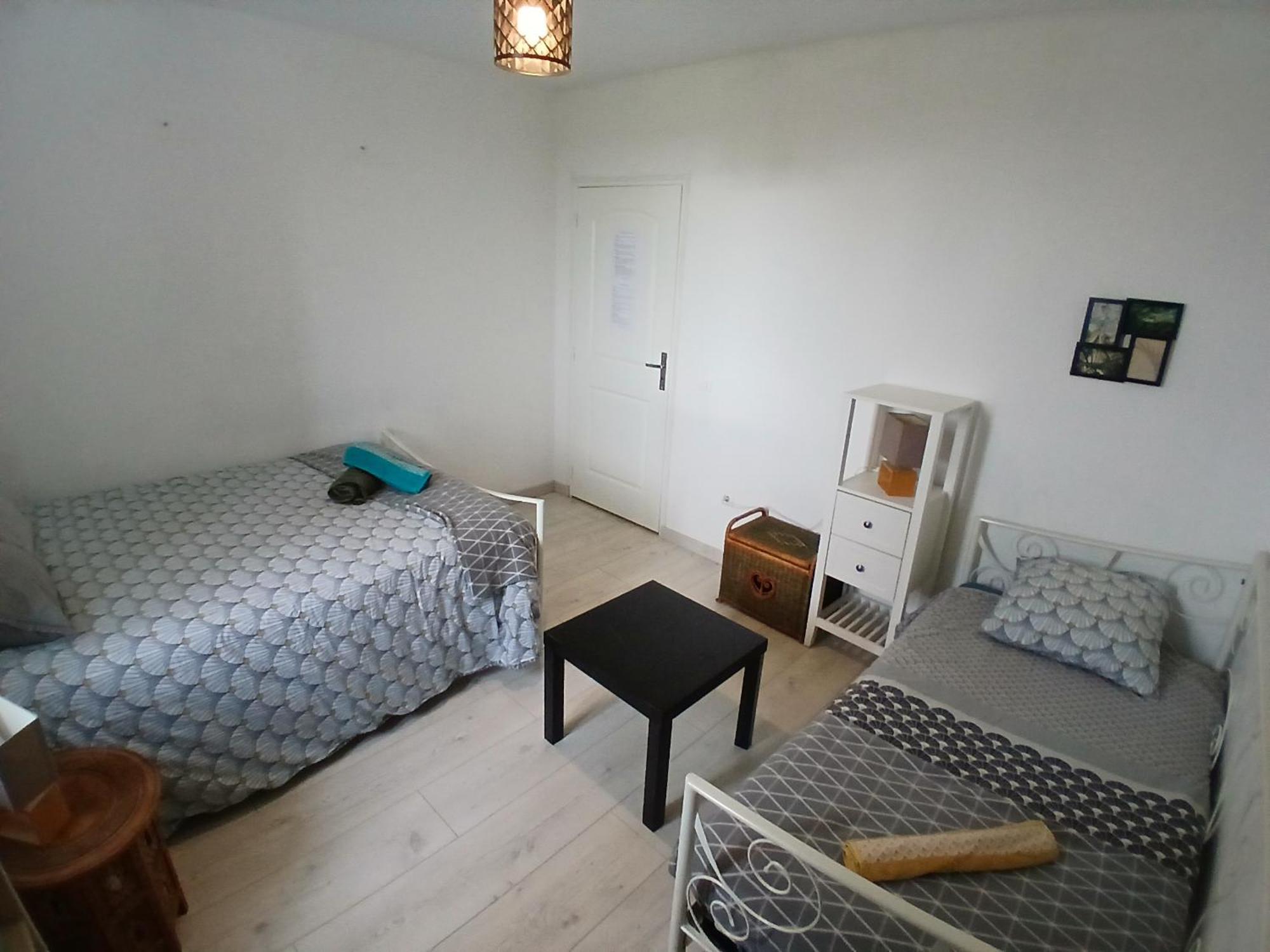 Manoir De Kerozet - - 3 Chiens Homestay Plouider